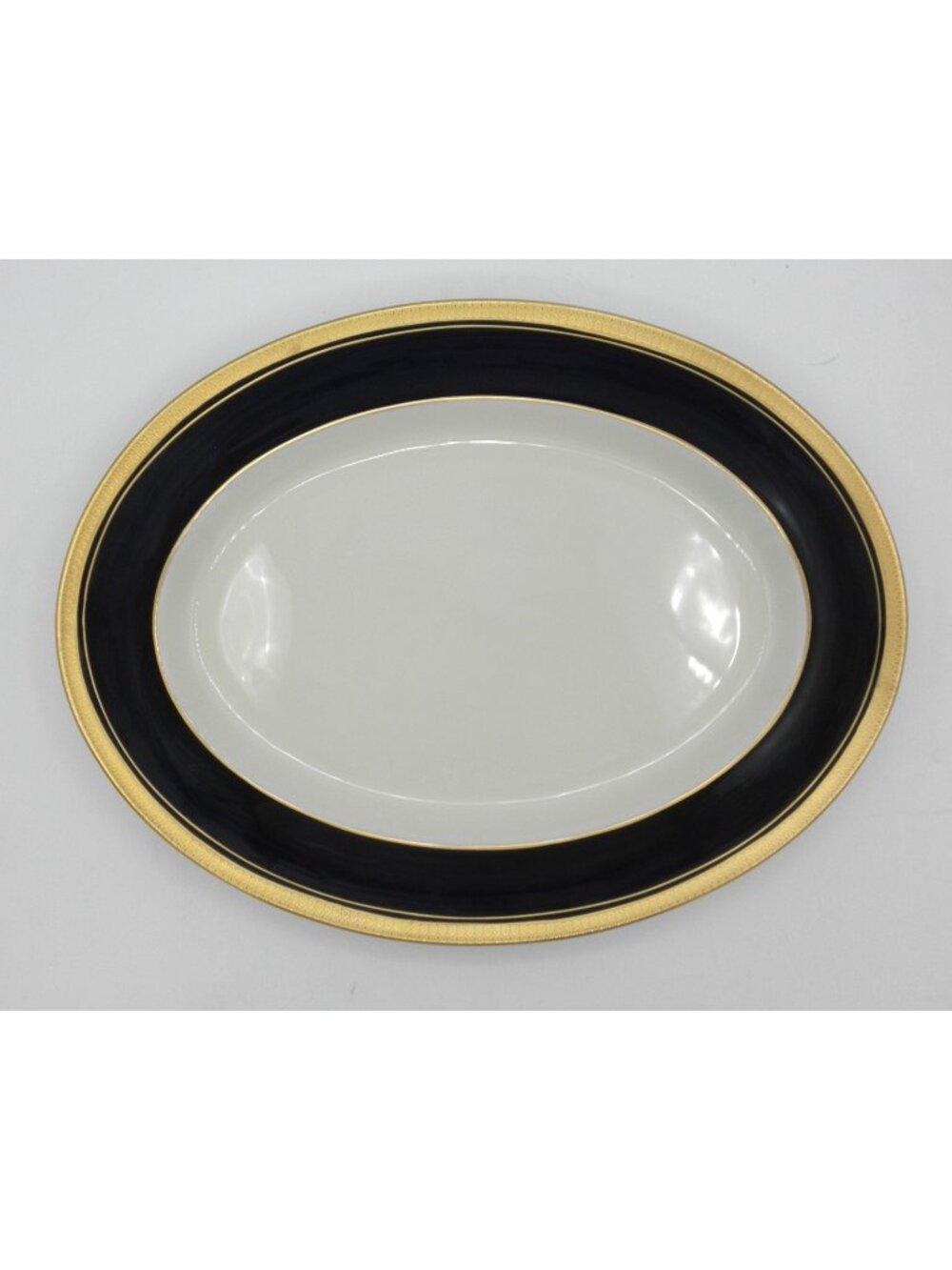 Palace Royale by Pickard 12 Inch Oblong Serving Platter Pattern: PICPAR Excellen